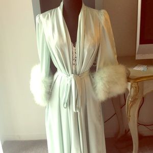 Vintage lucie Ann robe & nite gown